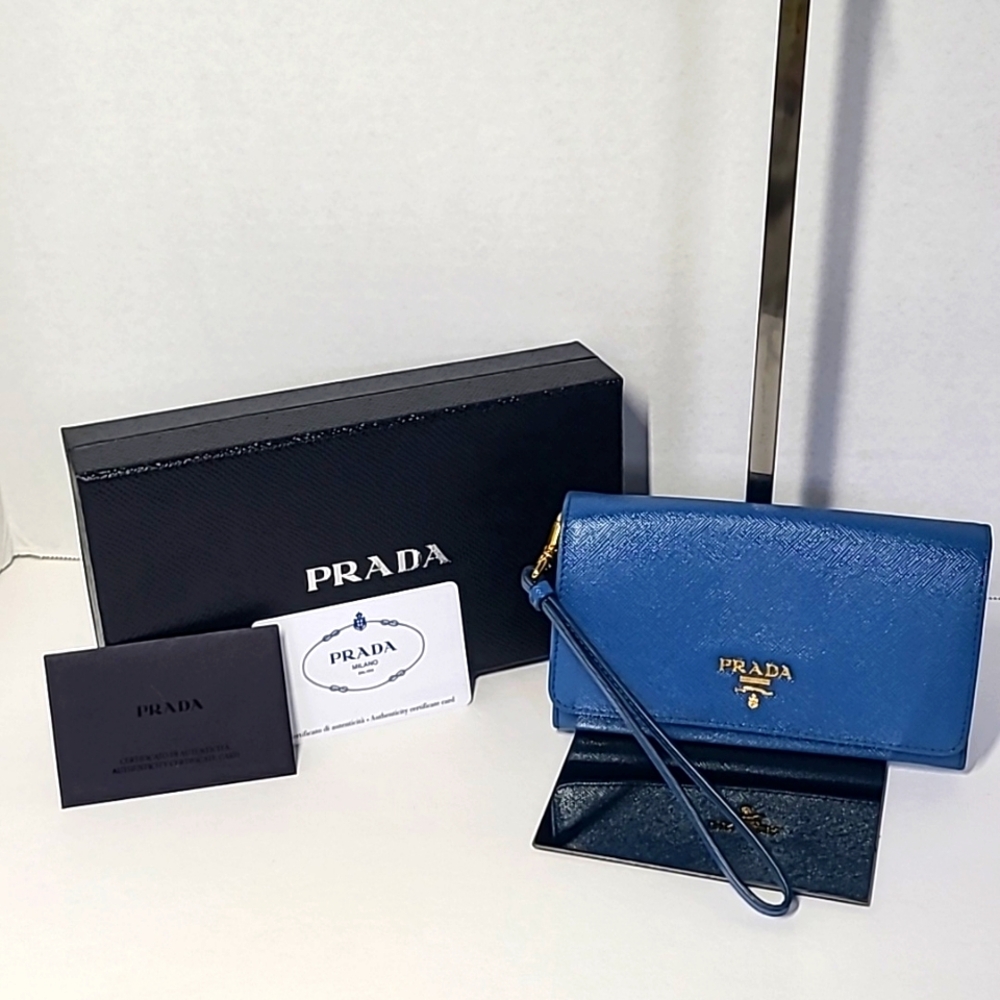 Prada Saffiano 1M1438 Wallet/Wristlet (bi-fold) Cobalto